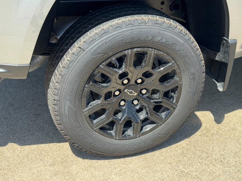 2025 Chevrolet Colorado WT/LT