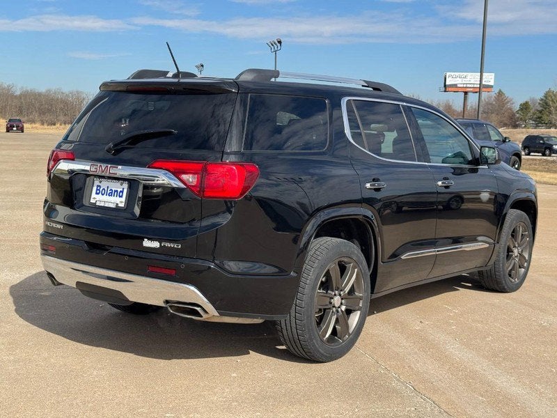 2019 GMC Acadia Denali