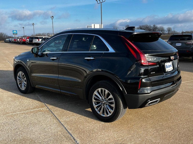 2024 Cadillac XT4 Premium Luxury