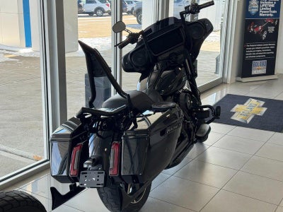 2024 HARLEY DAVIDSON STREET GLIDE Base