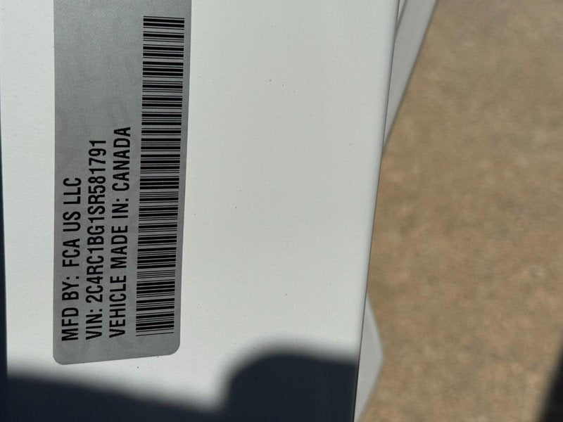 2025 Chrysler Pacifica Select