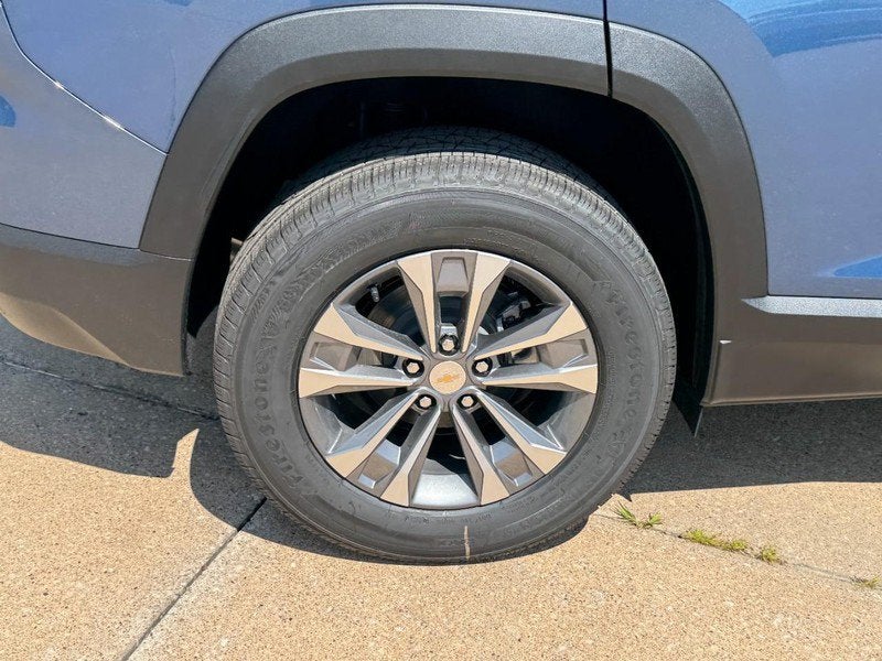 2027 Chevrolet Equinox FWD LT