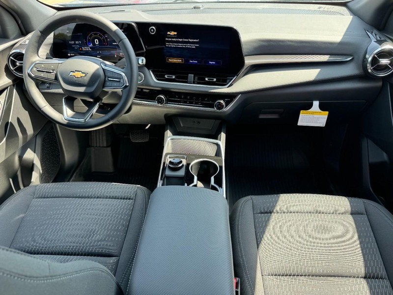 2027 Chevrolet Equinox FWD LT