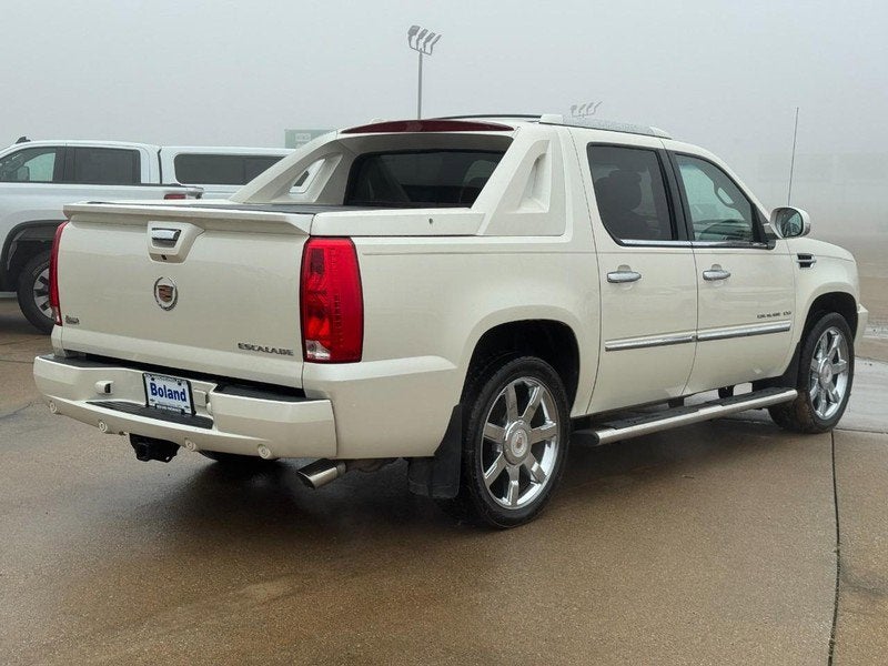 2013 Cadillac Escalade EXT Premium