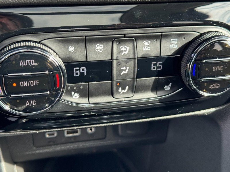 2022 Buick Encore GX Essence