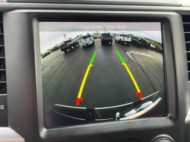 2019 RAM 1500 Classic Big Horn 4x4 Crew Cab Box