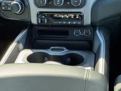 2023 RAM 1500 Big Horn 4x4 Crew Cab Box