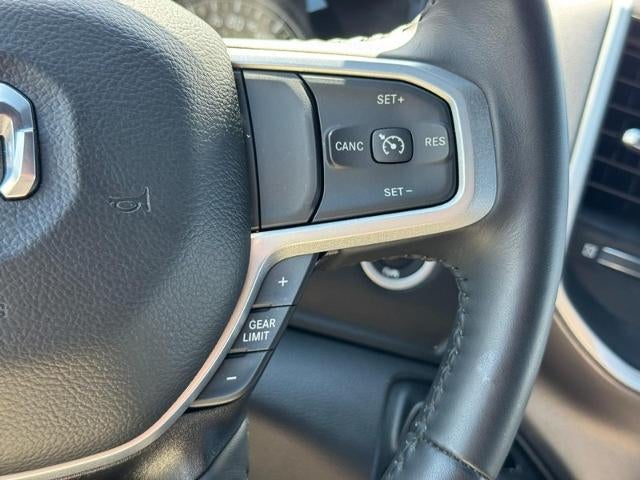 2023 RAM 1500 Big Horn 4x4 Crew Cab Box