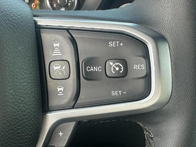 2025 RAM 1500 Big Horn 4x4 Crew Cab Box