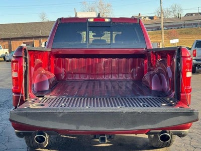 2025 RAM 1500 Big Horn 4x4 Crew Cab Box