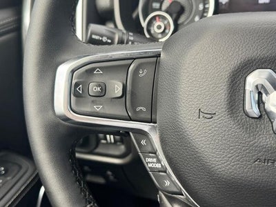 2025 RAM 1500 Laramie 4x4 Crew Cab Box