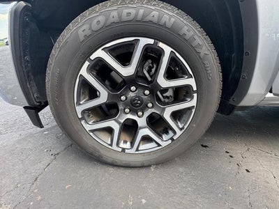 2025 RAM 1500 Laramie 4x4 Crew Cab Box