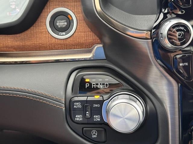 2024 RAM 1500 Longhorn 4x4 Crew Cab Box