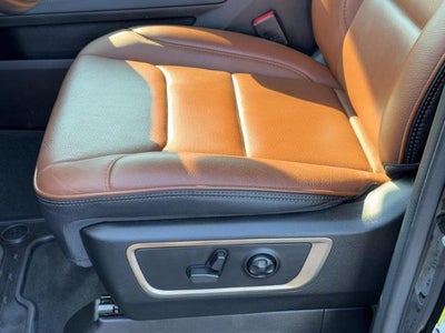 2023 RAM 1500 Longhorn 4x4 Crew Cab Box