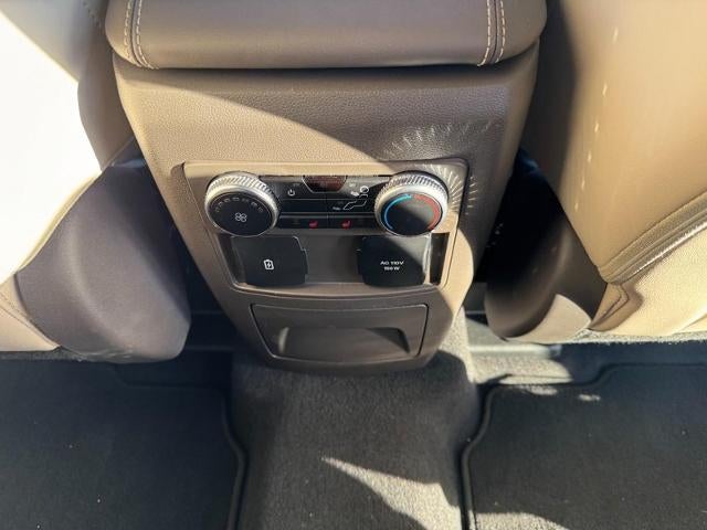 2023 Ford Explorer Platinum 4WD