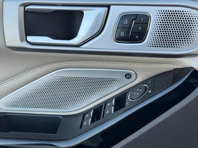 2023 Ford Explorer Platinum 4WD