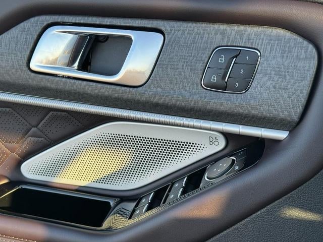 2025 Ford Explorer Platinum 4WD