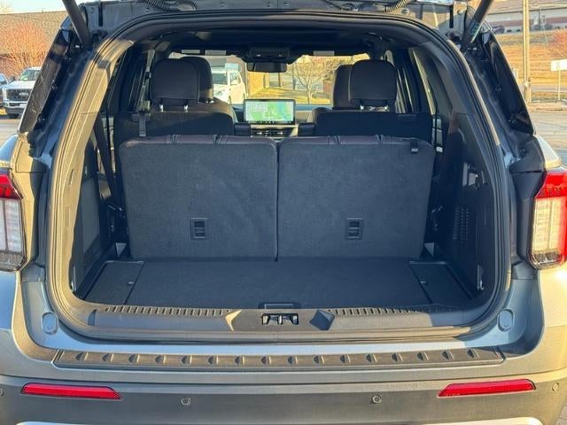 2025 Ford Explorer Platinum 4WD