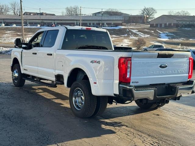 2025 Ford Super Duty F-350 DRW XLT 4WD Crew Cab Box