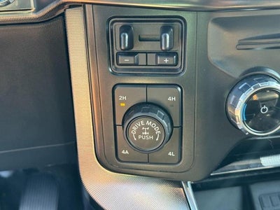 2022 Ford F-150 LARIAT 4WD SuperCrew 5.Box