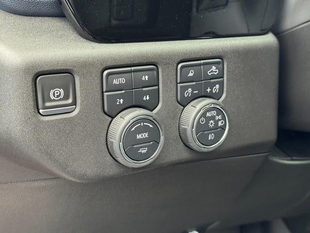 2022 Chevrolet Silverado 1500 4WD Crew Cab High Country