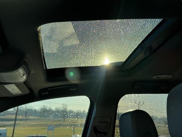 2022 GMC Acadia FWD 4dr SLT