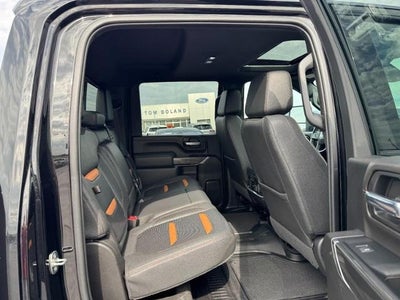 2023 GMC Sierra 2500 HD 4WD Crew Cab AT4