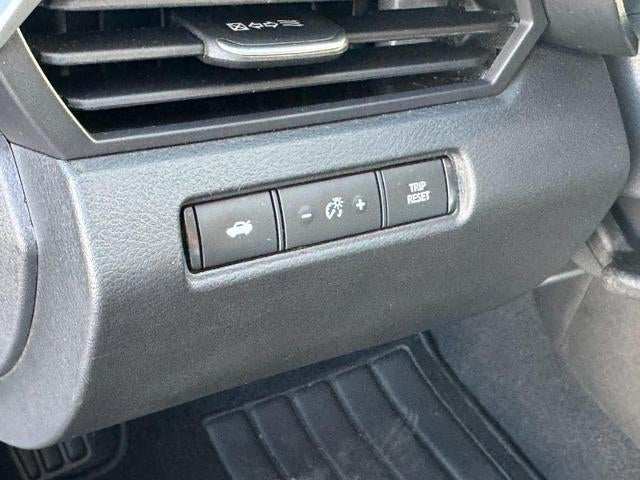 2024 Nissan Altima 2.5 SV Sedan