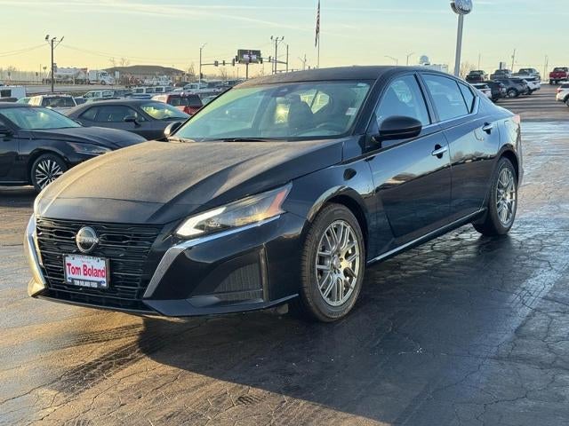 2024 Nissan Altima 2.5 SV Sedan