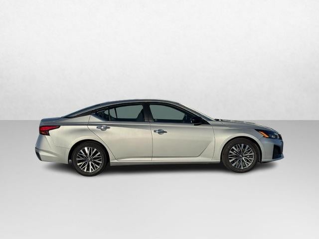 2024 Nissan Altima 2.5 SV Sedan