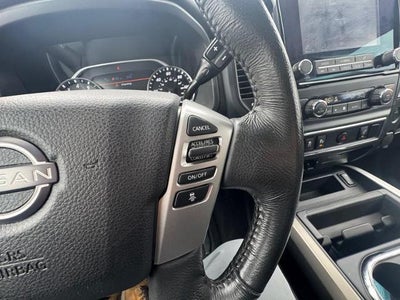 2024 Nissan Titan 4x4 Crew Cab SV