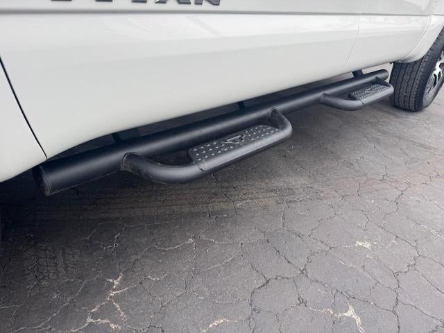 2024 Nissan Titan 4x4 Crew Cab SV