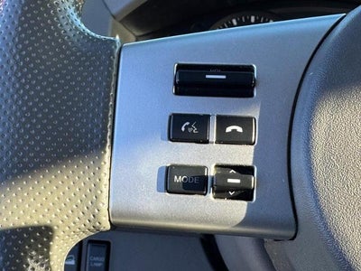 2014 Nissan Frontier 4WD Crew Cab SWB Auto SV