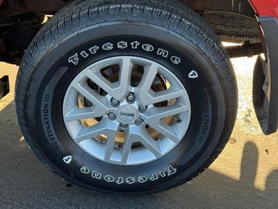 2014 Nissan Frontier 4WD Crew Cab SWB Auto SV