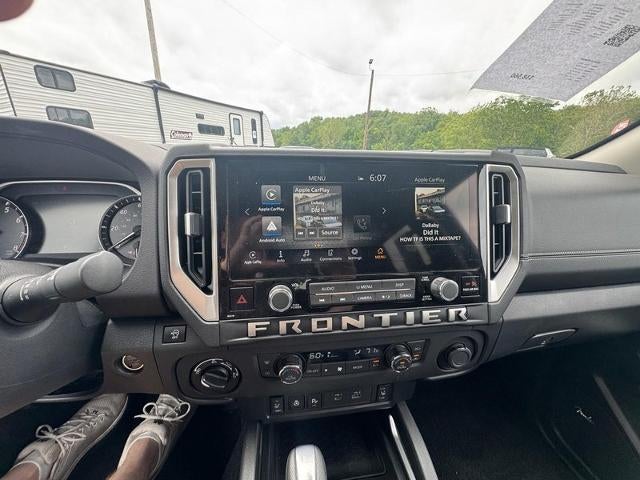 2025 Nissan Frontier Crew Cab 4x4 SV