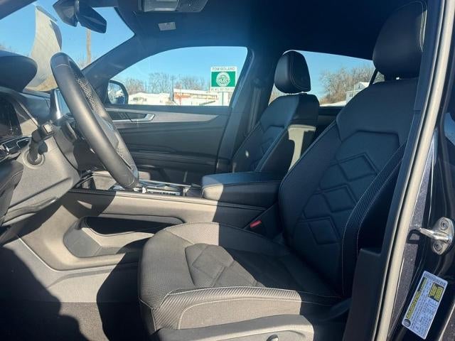 2025 Volkswagen Atlas Cross Sport 2.0T SE w/Technology 4MOTION