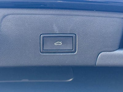 2025 Volkswagen Atlas Cross Sport 2.0T SE w/Technology 4MOTION