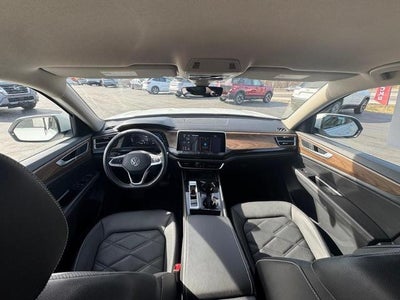 2025 Volkswagen Atlas 2.0T SE w/Technology 4MOTION