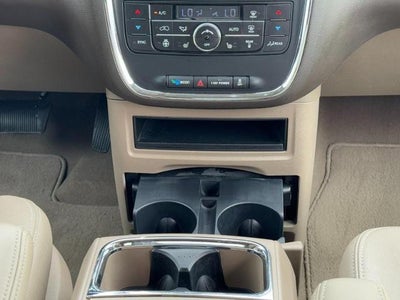 2015 Chrysler Town & Country 4dr Wgn Touring