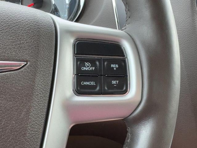 2015 Chrysler Town & Country 4dr Wgn Touring