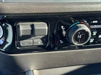 2024 Chevrolet Silverado 1500 4WD Crew Cab RST