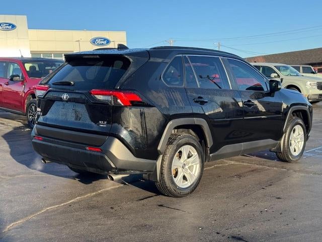 2020 Toyota RAV4 XLE AWD (Natl)