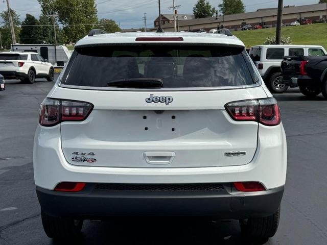 2023 Jeep Compass Latitude Lux 4x4