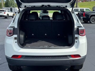 2023 Jeep Compass Latitude Lux 4x4