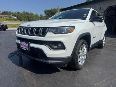 2023 Jeep Compass Latitude Lux 4x4