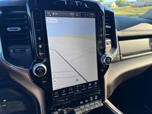 2024 RAM 3500 Laramie 4x4 Crew Cab Box