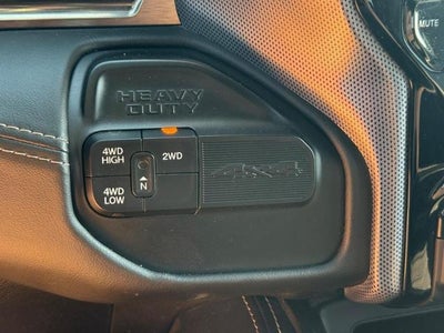 2020 RAM 3500 Limited 4x4 Mega Cab Box