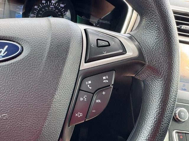 2020 Ford Fusion SE FWD