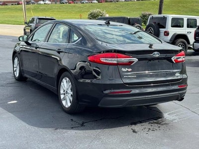 2020 Ford Fusion SE FWD