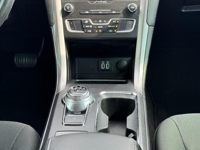2020 Ford Fusion SE FWD